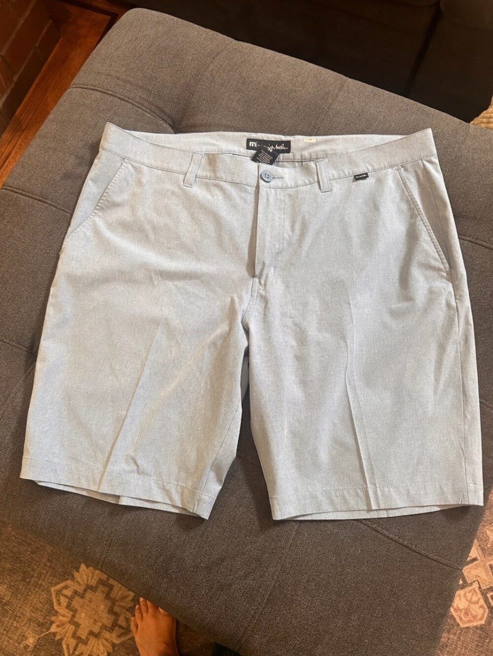 Travis Mathew Light Gray Flat-Front Men's Shorts